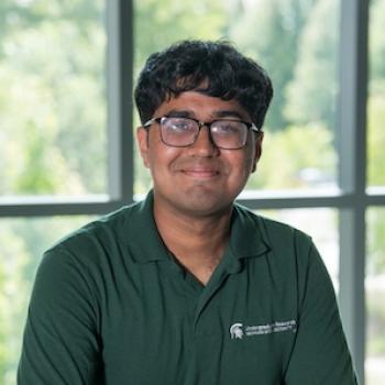 Lowell Monis headshot
