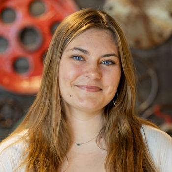 Melissa Teja headshot