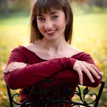 Grace Minton headshot